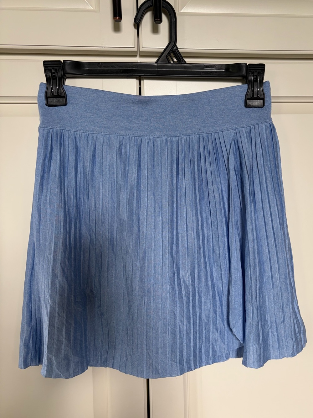 Runway Girls Large (12-14) Light Blue Pleated Athletic Skort/Skirt with Pockets